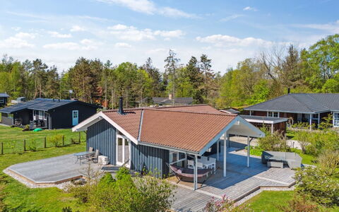 Harald - 300M from the Sea: Plafond, Flooring, Interieur Ontwerp, Verdieping, Samengesteld Materiaal, Meubilair, Toevlucht, Hotel, Ontwerp, Daylighting