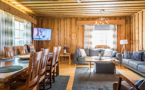Soidinaukia a 11: Interieur Ontwerp, Hout, Meubilair, Flooring, Verdieping, Plafond, Kamer, Huis, Woonkamer, Bankstel