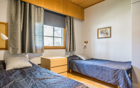 Soidinaukia a 11: Hout, Interieur Ontwerp, Verdieping, Flooring, Plafond, Meubilair, Bed, Slaapkamer, Appartement, Kamer