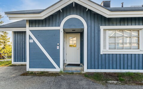 Teerenpesue a 6: Blauw, Hout, Siding, Huis, Samengesteld Materiaal, Deur, Verblijf, Verf, Daylighting