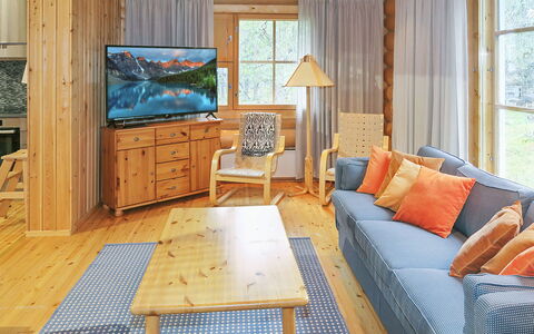 Pikku-Tieva: Hout, Huis, Sneeuw, Verblijf, Huis, Winter, Dak, Freezing, Siding, Helling