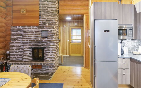Pikku-Tieva: Hout, Huis, Sneeuw, Verblijf, Huis, Winter, Dak, Freezing, Siding, Helling