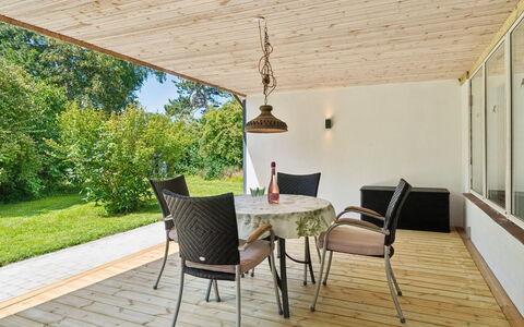 Geske - 3.2Km from the Sea: Hout, Dak, Architectuur, Huis, Huis, Verblijf, Siding, Hardwood, Helling, Landgoed