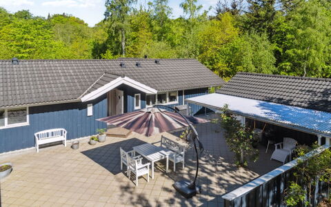 Fatima - 400M from the Sea: Meubilair, Interieur Ontwerp, Flooring, Verdieping, Plafond, Kamer, Stoel, Tafel, Appartement, Keuken En Eettafel