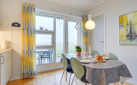 Kulben: Blauw, Struik, Verblijf, Groundcover, Tuin, Landgoed, Schaduw, Landscaping, Boerderij, Eco Hotel