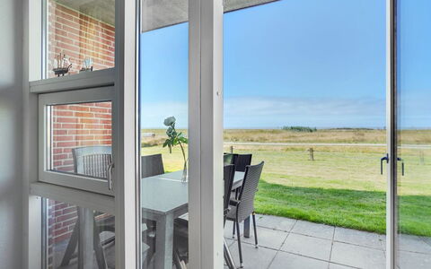 Kulben: Blauw, Struik, Verblijf, Groundcover, Tuin, Landgoed, Schaduw, Landscaping, Boerderij, Eco Hotel