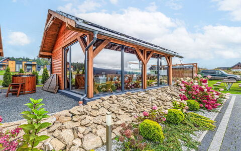 Osada Orlica: Tuin, Landscaping, Schaduw, Bloempot, Werf, Oprit, Gang, Outdoor Structuur, Eco Hotel