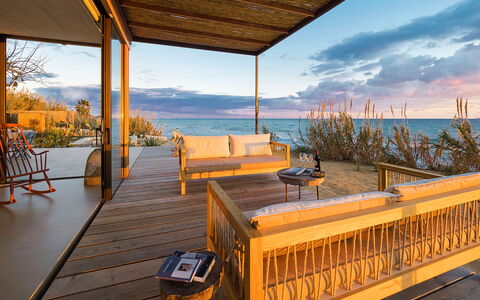 Casa Ninfa - Ispica, Sicilia: Lucht, Water, Eigendom, Wolk, Gebouw, Hout, Boom, Fabriek, Schaduw, Veranda