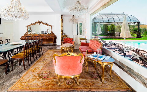 Villa Ester - Capo D'orlando, Sicilia: Meubilair, Eigendom, Decoratie, Tafel, Gebouw, Verlichting, Interieur Ontwerp, Woonkamer, Verdieping, Flooring