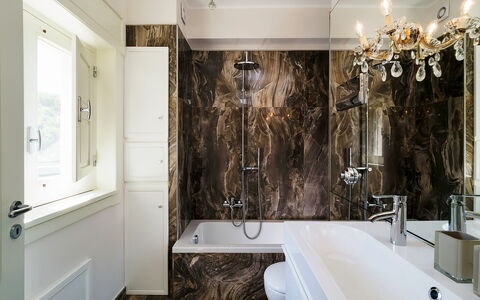 Villa Ester - Capo D'orlando, Sicilia: Bad, Eigendom, Loodgieterswerkinrichting, Gebouw, Kraan, Hout, Venster, Verlichting, Interieur Ontwerp, Badkamer