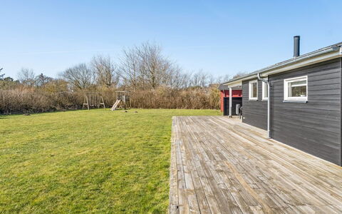 Rudy - 800M from the Sea: Plafond, Flooring, Interieur Ontwerp, Verdieping, Samengesteld Materiaal, Meubilair, Toevlucht, Hotel, Ontwerp, Daylighting