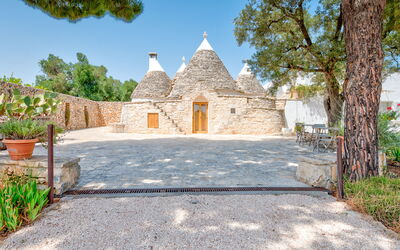 Villa Del Capitolo Con Trullo