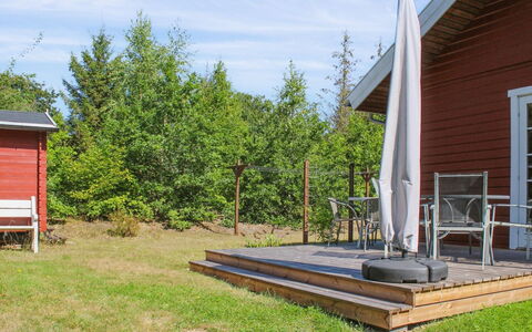 Palnir - 8Km from the Sea: Huis, Huis, Deur, Dak, Verblijf, Landgoed, Tuin, Schaduw, Siding, Werf