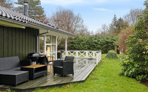 Ananda - 900M from the Sea: Blauw, Struik, Verblijf, Groundcover, Tuin, Landgoed, Schaduw, Landscaping, Boerderij, Eco Hotel