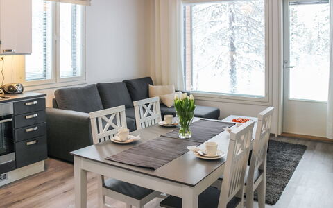 Villa Maria: Meubilair, Interieur Ontwerp, Flooring, Hout, Tafel, Verdieping, Kamer, Keuken En Eettafel, Bankstel, Plafond
