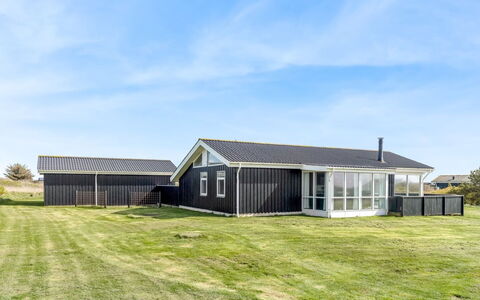 Arild - 300M from the Sea: Gras, Grasland, Land Lot, Verblijf, Landelijk Gebied, Weide, Garden Gebouwen, Tuin, Schuur