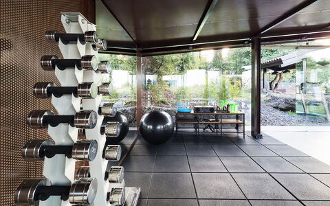 Casa Bedda - Viagrande, Sicilia: Fabriek, Gebouw, Flooring, Machine, Metaal, Hout, Plafond, Schaduw, Kamer, Boom