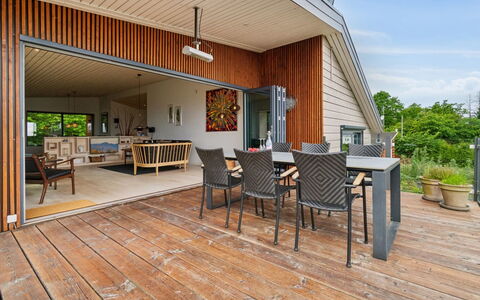 Seetje - 200M from the Sea: Hout, Dak, Architectuur, Huis, Huis, Verblijf, Siding, Hardwood, Helling, Landgoed