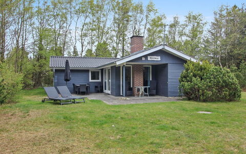 Sonia - 3Km from the Sea: Dak, Huis, Huis, Verblijf, Deur, Siding, Dek, Veranda, Plank, Hardwood