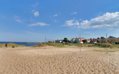 Sasser - 450M from the Sea: Dak, Huis, Land Lot, Huis, Verblijf, Landgoed, Garden Gebouwen, Schaduw, Blokhut, Landscaping