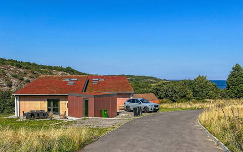 Sasser - 450M from the Sea: Dak, Huis, Land Lot, Huis, Verblijf, Landgoed, Garden Gebouwen, Schaduw, Blokhut, Landscaping
