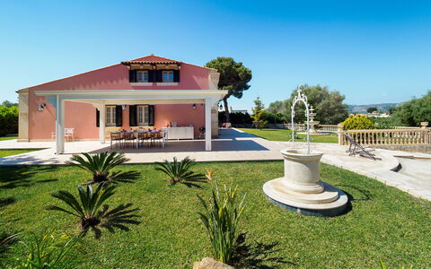 Casa Desiderio - Siracusa, Sicilia: Lucht, Fabriek, Eigendom, Gebouw, Boom, Land Lot, Arecales, Huis, Gras, Landschap