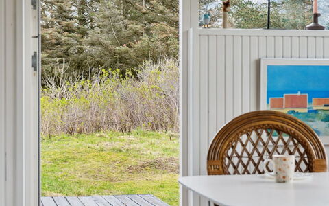 Zina - 600M from the Sea: Meubilair, Hout, Flooring, Verdieping, Stoel, Houten Vloer, Hardwood, Beits, Keuken En Eettafel, Veranda