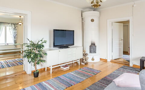 Lehtola: Hout, Flooring, Verdieping, Meubilair, Houten Vloer, Interieur Ontwerp, Stapelbed, Kamer, Beits, Hardwood