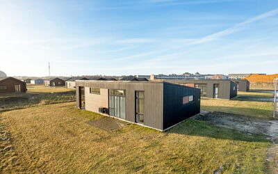 Winder - 500M from the Sea