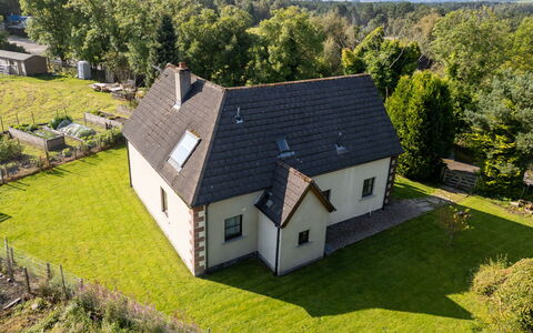 Lower Curr: Fabriek, Gebouw, Eigendom, Venster, Boom, Natuurlijk Landschap, Huis, Land Lot, Verblijf, Lucht