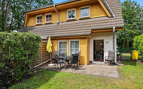 Schneider 2D: Huis, Huis, Struik, Verblijf, Dak, Siding, Landgoed, Tuin, Werf, Schuifraam