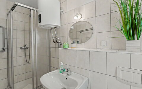 Schneider 2D: Interieur Ontwerp, Loodgieterswerkinrichting, Wastafel In De Badkamer, Badkamer, Flooring, Verdieping, Wastafel, Kraan, Loodgieter, Kamer