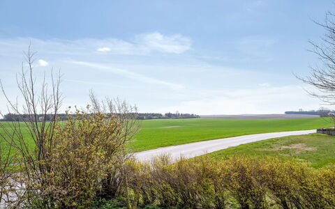 Albertine - 600M from the Sea: Bergachtig Landvormen, Berg, Heuvel, Bergketen, Heuvel Station, Menselijke Nederzetting, Stedelijk Ontwerp, Alpen, Vallei, Top
