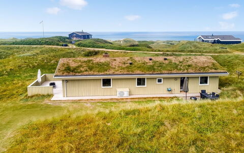 Pinja - 400M from the Sea: Huis, Dak, Huis, Verblijf, Schuur, Garden Gebouwen, Siding, Werf, Blokhut, Hut