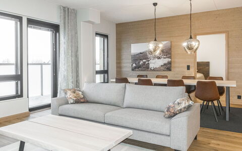 Villa Jääpolte: Meubilair, Interieur Ontwerp, Flooring, Hout, Verdieping, Plafond, Houten Vloer, Tafel, Woonkamer, Bankstel