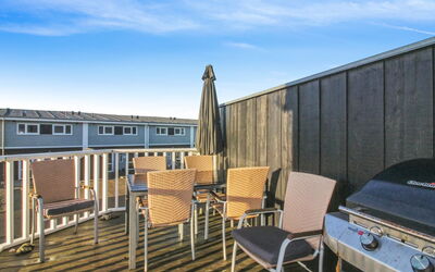 Truls - 700M from the Sea