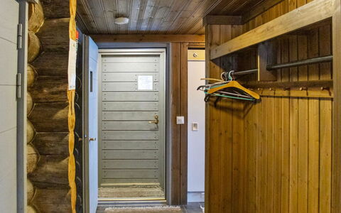 Keloaitta: Balkon, Appartement, Schaduw, Glas, Condominium, Leuning, Veranda, Daylighting, Dek, Buitenmeubels