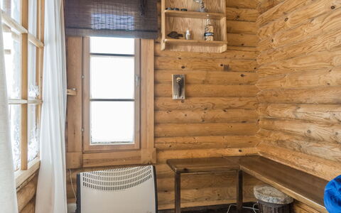 Puljunharju: Meubilair, Stoel, Buitenmeubels, Tafel, Hout, Buitentafel, Keuken En Eettafel, Schaduw, Tuin, Paraplu