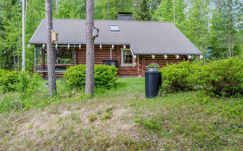 Kokkoranta: Meubilair, Stoel, Buitenmeubels, Tafel, Hout, Buitentafel, Keuken En Eettafel, Schaduw, Tuin, Paraplu