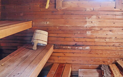 Laattajan Hirsipirtti: Hout, Hardwood, Beits, Sauna, Plank, Multiplex, Timmerhout, Vernis, Houten Vloer, Blokhut
