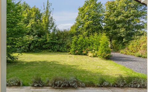 Loviisa - 850M from the Sea: Meubilair, Interieur Ontwerp, Flooring, Verdieping, Plafond, Kamer, Stoel, Tafel, Appartement, Keuken En Eettafel