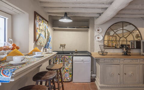 Country House Casalguidi 191 Private Pool: Meubilair, Interieur Ontwerp, Keuken, Hout, Flooring, Countertop, Verdieping, Plafond, Kamer, Verlichting