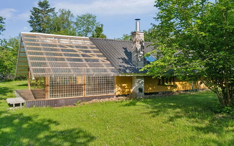 Lennart - 4Km from the Sea: Blauw, Struik, Verblijf, Groundcover, Tuin, Landgoed, Schaduw, Landscaping, Boerderij, Eco Hotel