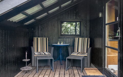 Amela - 30Km from the Sea: Dak, Huis, Huis, Verblijf, Deur, Siding, Dek, Veranda, Plank, Hardwood