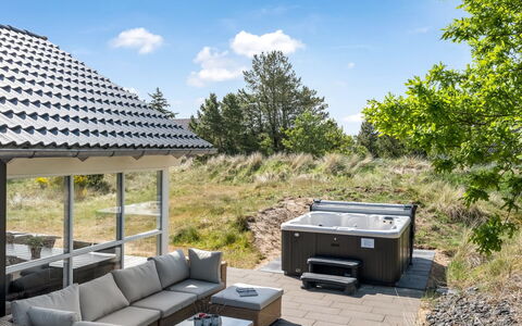 Jeldrik - 1.5Km from the Sea: Huis, Dak, Huis, Verblijf, Schuur, Garden Gebouwen, Siding, Werf, Blokhut, Hut