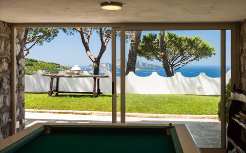 Villa Il Sole Di Sorrento: Eigendom, Gebouw, Fabriek, Azure, Natuur, Schaduw, Venster, Verlichting, Architectuur, Interieur Ontwerp
