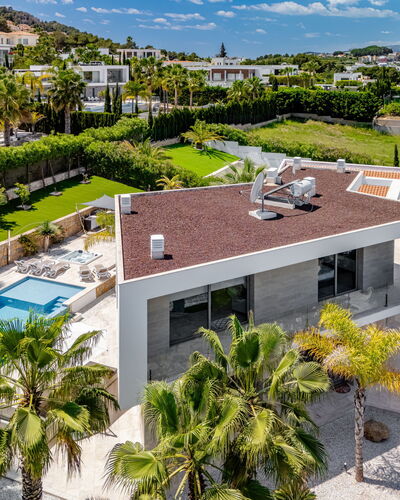 Villa Eos: Woongebied, Zwembad, Toevlucht, Huis, Stedelijk Ontwerp, Landgoed, Villa, Landscaping, Eco Hotel