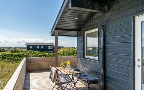 Fatlinda - 50M from the Sea: Plafond, Flooring, Interieur Ontwerp, Verdieping, Samengesteld Materiaal, Meubilair, Toevlucht, Hotel, Ontwerp, Daylighting