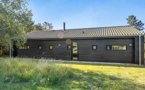 Einette - 100M from the Sea: Huis, Huis, Dak, Verblijf, Landgoed, Landscaping, Garden Gebouwen, Siding, Boerderij