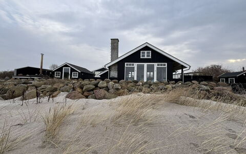 Ofrath - 5M from the Sea: Huis, Huis, Verblijf, Architectuur, Dak, Deur, Siding, Landgoed, Boerderij, Veranda